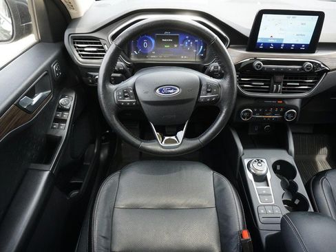 Used 2020 Ford Escape Titanium AWD/4WD image 36