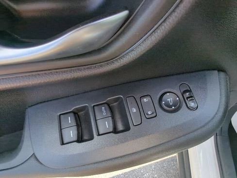 Used 2023 Honda HR-V LX image 38