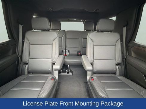 Used 2023 Chevrolet Tahoe Z71 w/ Luxury Package AWD/4WD image 17