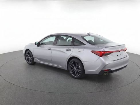 Used 2026 Toyota Camry SE w/ Multimedia Upgrade Package FWD image 3