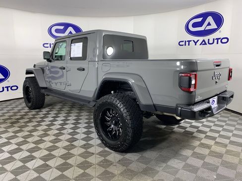 Used 2023 Jeep Gladiator Overland w/ LED Lighting Group image 5