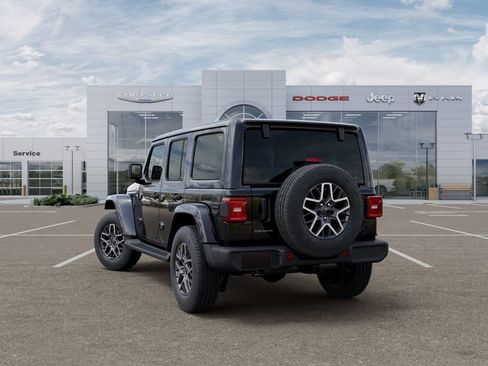 New 2026 Jeep Wrangler Unlimited Sahara AWD/4WD image 3