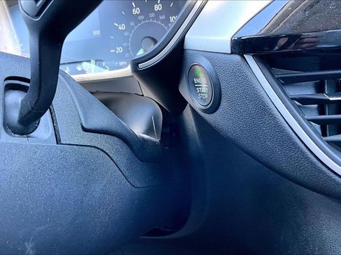 Used 2020 Ford Escape SE FWD image 22