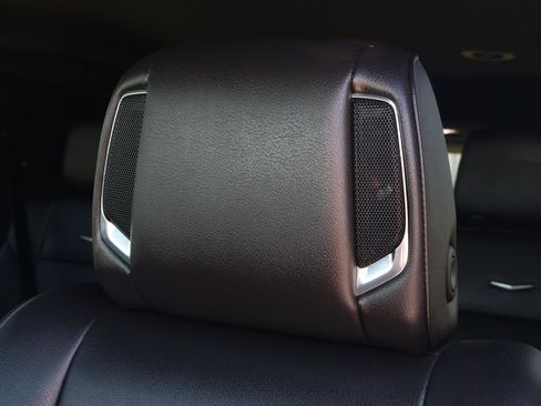 Used 2022 Cadillac Escalade Luxury w/ LPO, Floor Liner Package image 20