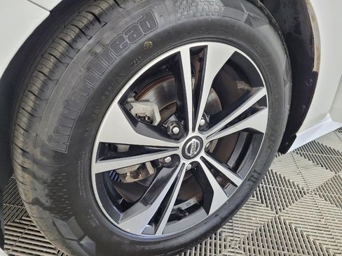 Used 2023 Nissan Sentra SV w/ All-Weather Package FWD image 31