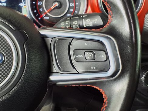 Used 2022 Jeep Wrangler Rubicon AWD/4WD image 26