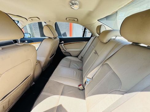 Used 2011 Lincoln MKZ FWD image 13