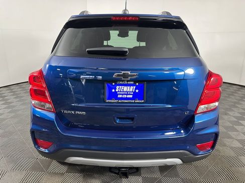 Used 2020 Chevrolet Trax LT w/ LT Convenience Package AWD/4WD image 4