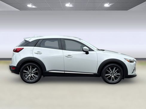 Used 2017 MAZDA CX-3 Grand Touring FWD image 8