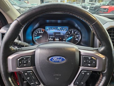 Used 2019 Ford Expedition Platinum image 23