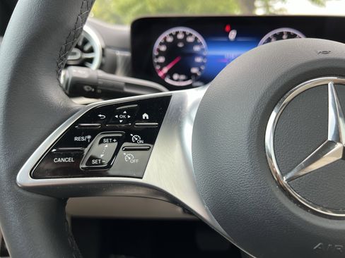 Certified 2025 Mercedes-Benz CLA 250 image 19