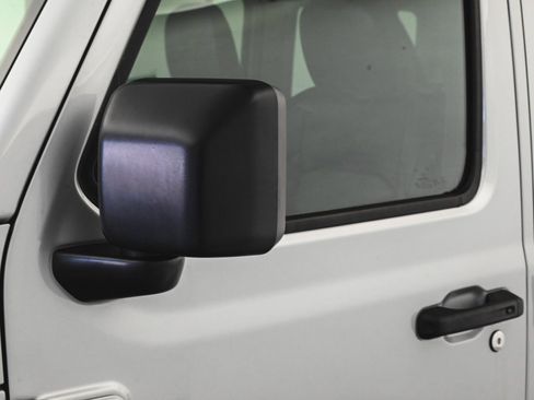 Used 2023 Jeep Wrangler Unlimited Sahara w/ Cold Weather Group image 35