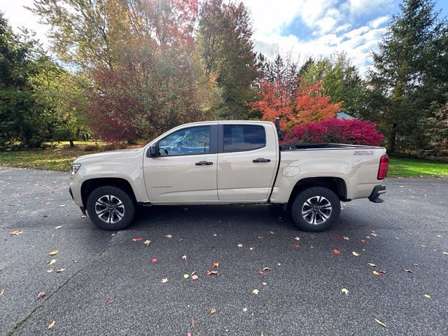 Used 2022 Chevrolet Colorado Z71 AWD/4WD image 6