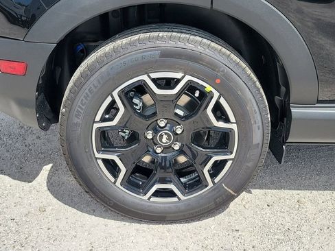 New 2026 Ford Bronco Sport Outer Banks AWD/4WD image 5
