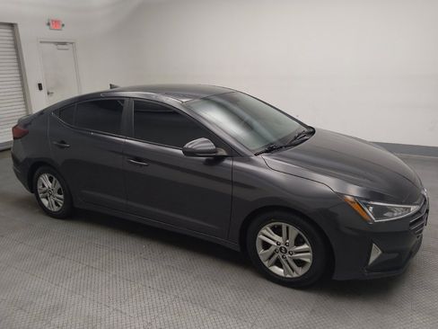 Used 2020 Hyundai Elantra SEL FWD image 11