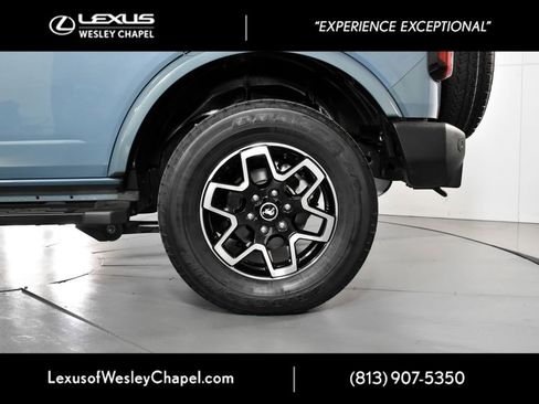Used 2024 Ford Bronco Outer Banks image 11