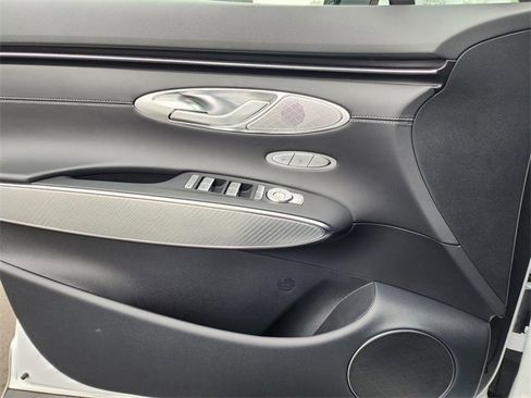 Used 2024 Genesis GV70 3.5T Sport image 23