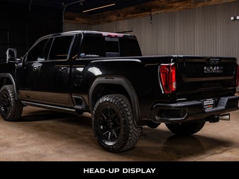Used 2021 GMC Sierra 2500 Denali w/ Denali Black Diamond Edition image 7
