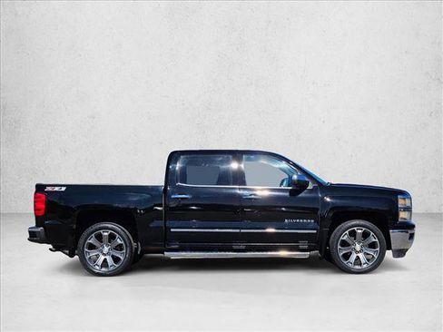 Used 2015 Chevrolet Silverado 1500 LTZ Z71 w/ LTZ Plus Package image 4
