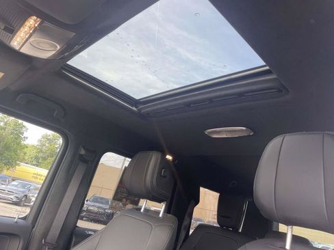 Used 2026 Mercedes-Benz G 550 image 6
