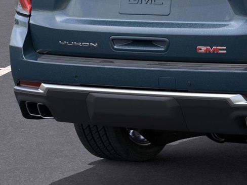 New 2026 GMC Yukon XL Denali w/ Denali Reserve Package image 14