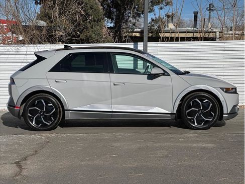 Used 2023 Hyundai Ioniq 5 Limited image 9