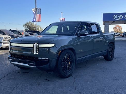 Used 2022 Rivian R1T Launch Edition image 3