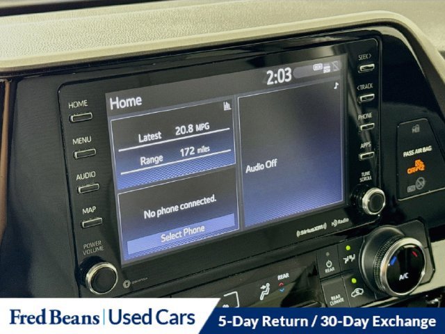 Used 2022 Toyota Highlander LE AWD/4WD image 20