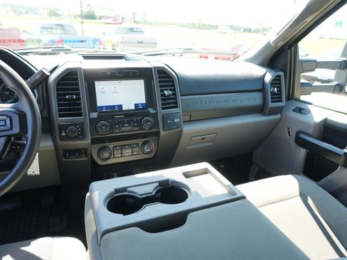 Used 2020 Ford F250 XL w/ STX Appearance Package AWD/4WD image 20