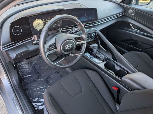 Certified 2024 Hyundai Elantra SEL w/ Convenience Package image 15