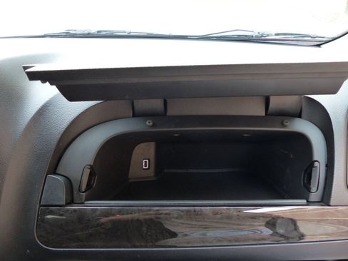 Used 2019 Dodge Grand Caravan SE w/ UConnect Hands-Free Group FWD image 43