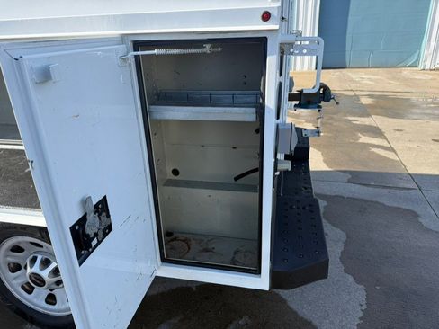 Used 2017 GMC Sierra 3500 4x4 Regular Cab image 12