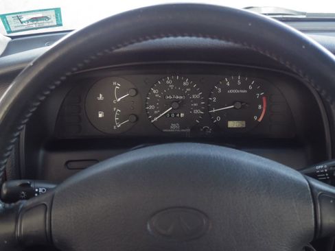 Used 1996 INFINITI G20 image 8