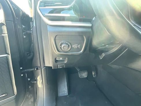 Used 2022 Jeep Grand Cherokee L Limited AWD/4WD image 12