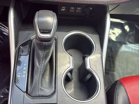 Used 2023 Toyota Highlander XSE image 26