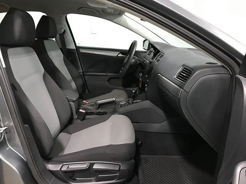 Used 2017 Volkswagen Jetta S FWD image 14