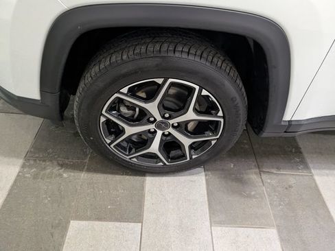 Used 2025 Jeep Compass Limited AWD/4WD image 7