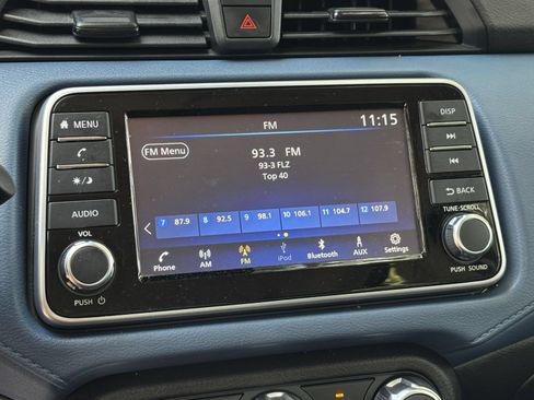 Used 2025 Nissan Versa SV FWD image 16