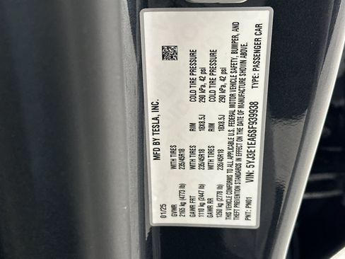Used 2025 Tesla Model 3 Long Range RWD image 22