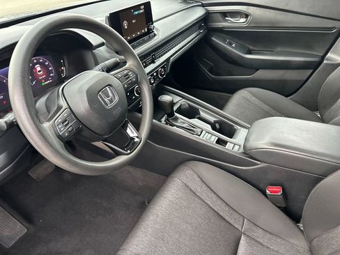 Used 2024 Honda Accord EX image 9