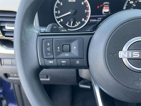 Certified 2023 Nissan Rogue SV image 11