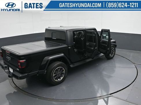 Used 2022 Jeep Gladiator Overland w/ Popular Equipment Package image 59