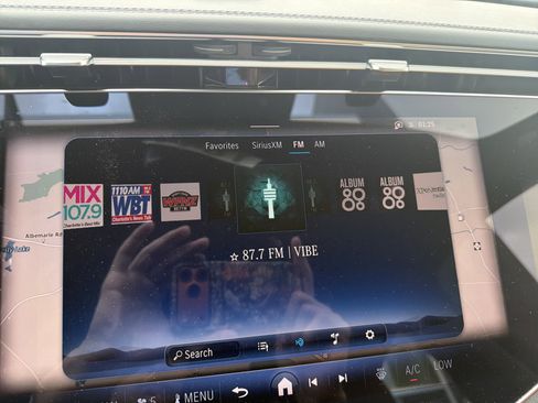 Used 2024 Mercedes-Benz E 350 4MATIC Sedan image 23