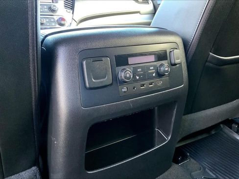 Used 2017 Chevrolet Tahoe LT RWD image 34