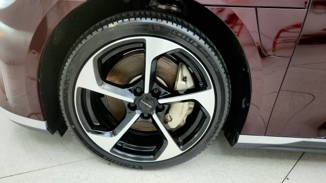 Used 2024 Lucid Air Pure RWD image 83