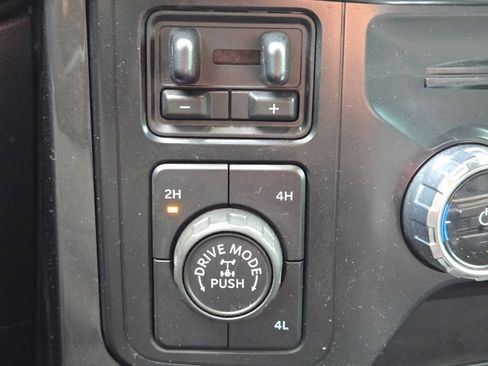 Used 2022 Ford F150 XLT w/ Equipment Group 302A High image 30