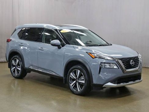 Certified 2022 Nissan Rogue Platinum w/ Head-Up Display Package AWD/4WD image 1