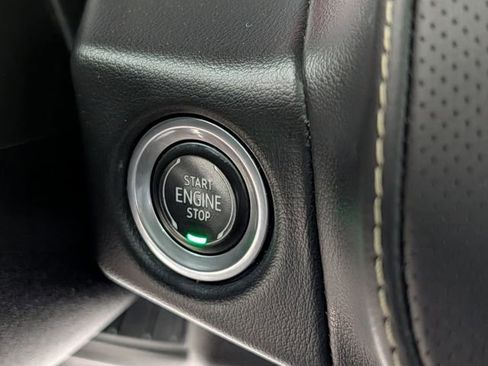 Used 2021 Chevrolet Tahoe Premier AWD/4WD image 26