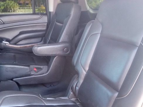 Used 2015 Chevrolet Suburban LT AWD/4WD image 19