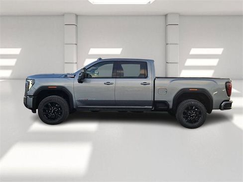 New 2026 GMC Sierra 2500 AT4 image 2
